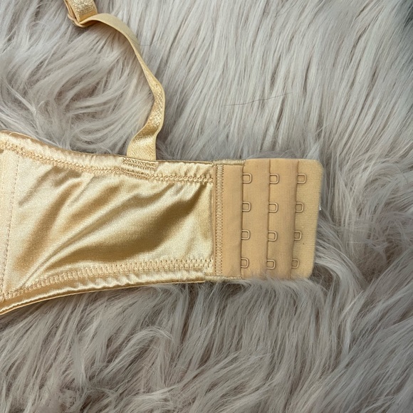 NWT Fredrick’s of Hollywood Peach Va Va Voom 32DD Bra - Picture 5 of 9